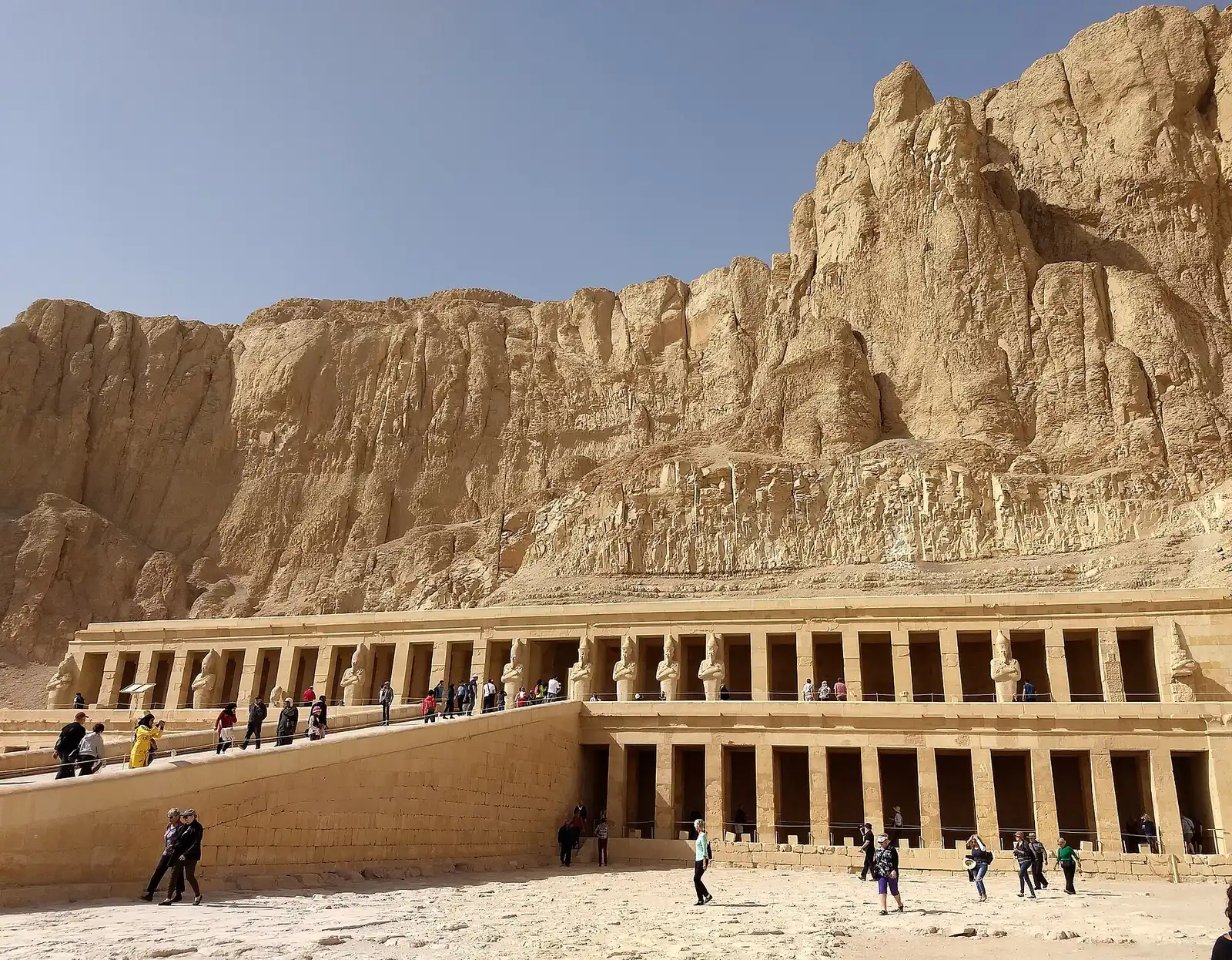 Colonnade of Hatshepsut's temple below the cliffs